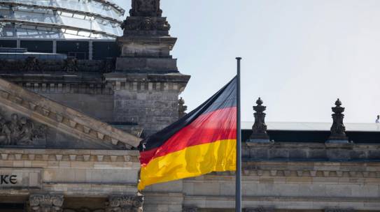 Can IT Professionals Without Degrees Now Qualify for Germany EU Blue Card After 2025 Rule Changes?